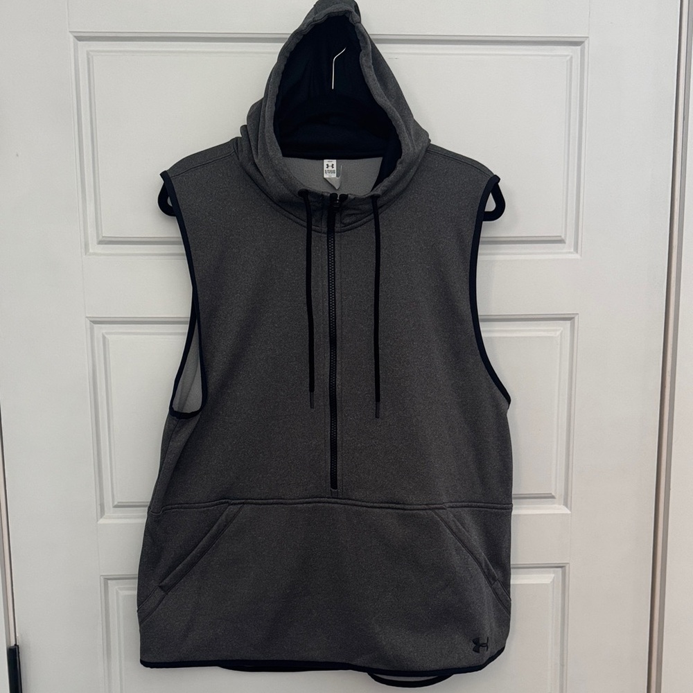 Under Armour Gray Hooded Vest Women’s XL